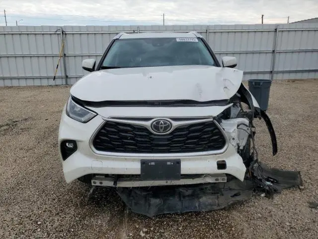 2020 TOYOTA HIGHLANDER XLE  