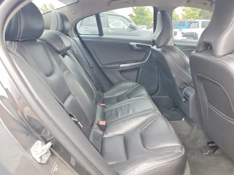 2014 VOLVO S60 T5  