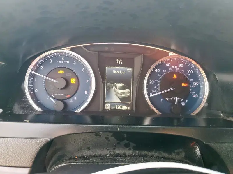 2017 TOYOTA CAMRY LE  