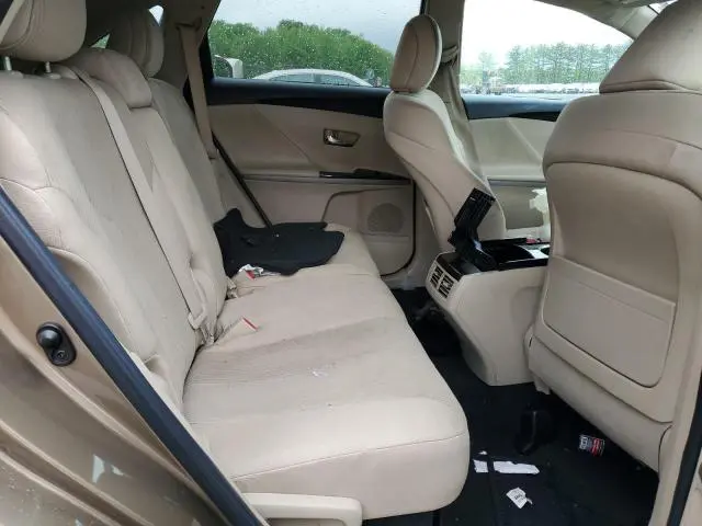 2010 TOYOTA VENZA   