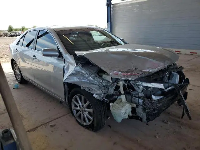 2011 TOYOTA CAMRY SE  