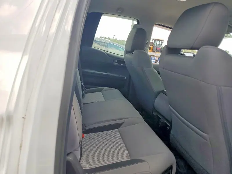 2017 TOYOTA TUNDRA SR  