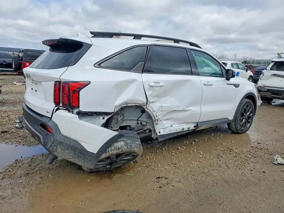 2023 KIA SORENTO X-LINE EX  