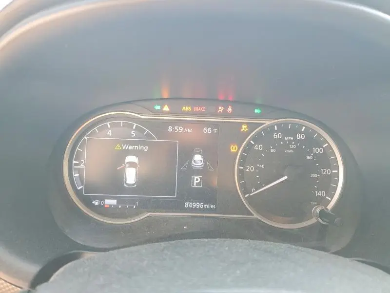 2018 NISSAN KICKS SV  