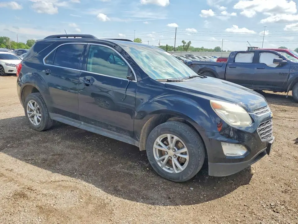 2017 CHEVROLET EQUINOX LT  