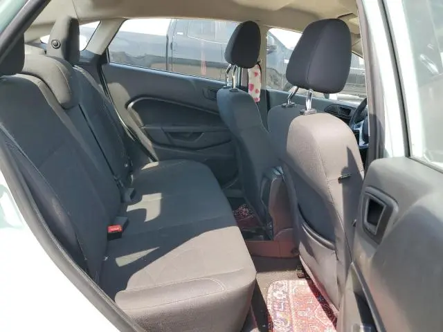 2018 FORD FIESTA SE  
