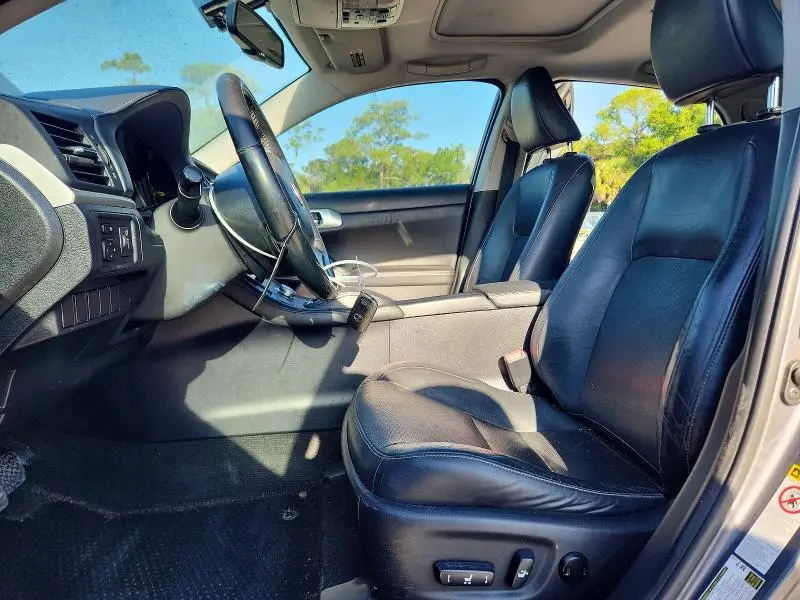2012 LEXUS CT 200  