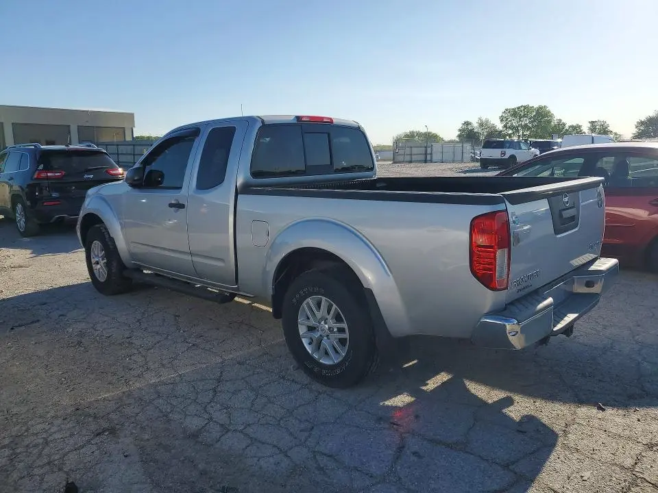 2015 NISSAN FRONTIER SV V6  