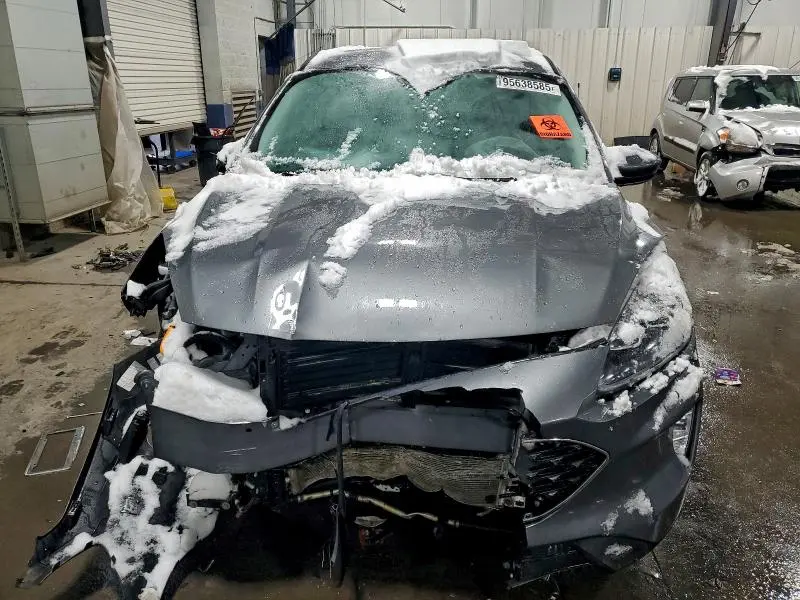 2021 FORD ESCAPE TITANIUM  