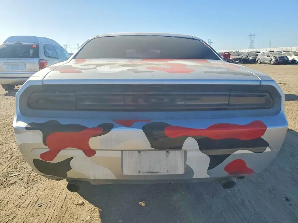 2010 DODGE CHALLENGER SE  