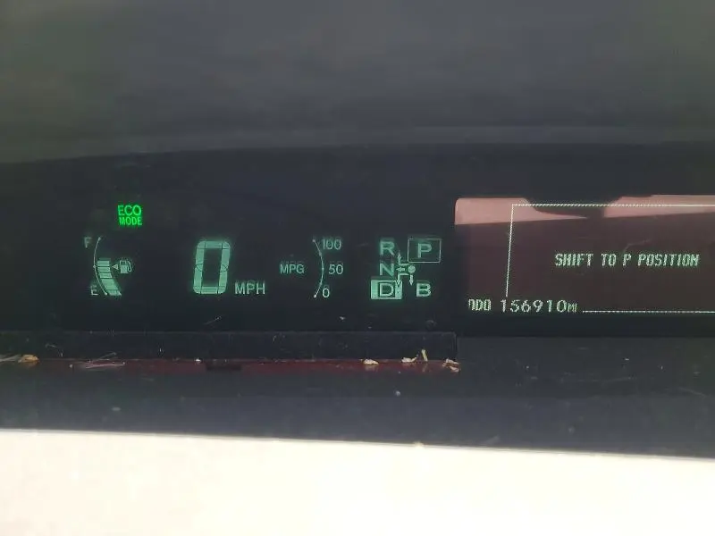 2010 TOYOTA PRIUS III  