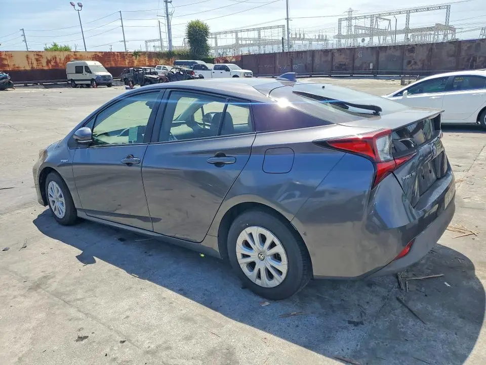 2021 TOYOTA PRIUS LE  