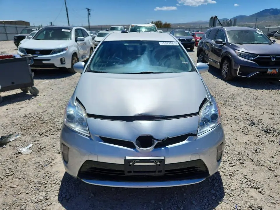 2015 TOYOTA PRIUS TWO  