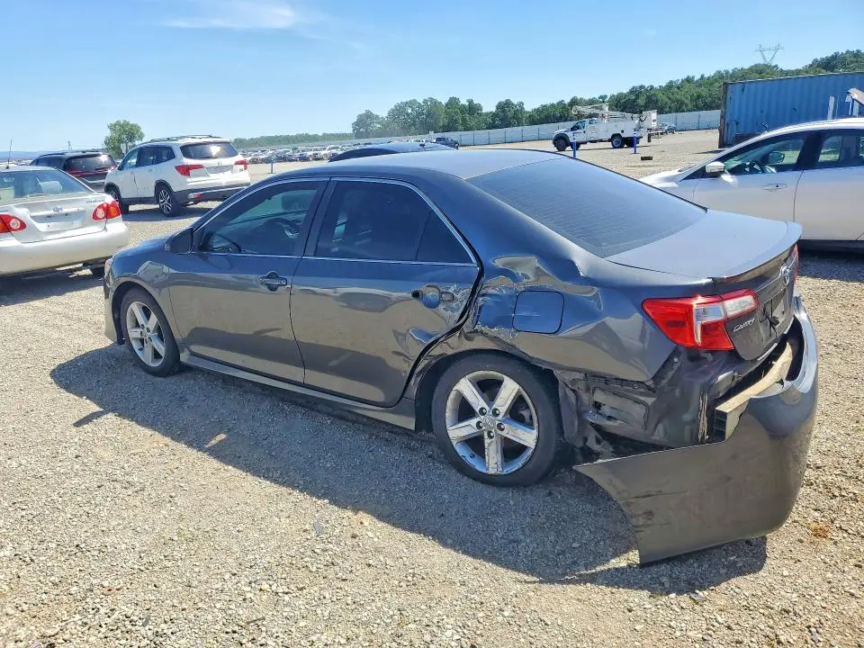 2012 TOYOTA CAMRY SE  