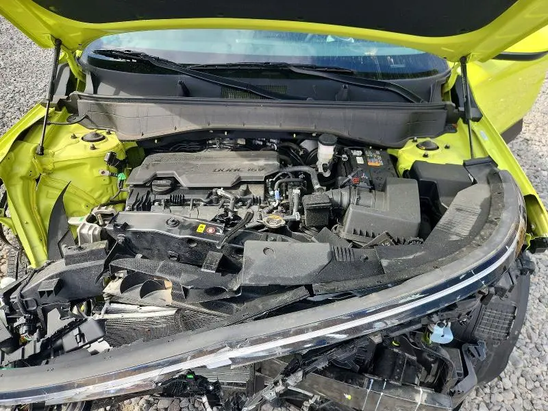 2025 HYUNDAI KONA SE  