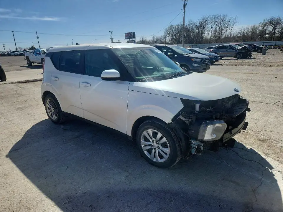 2020 KIA SOUL LX  