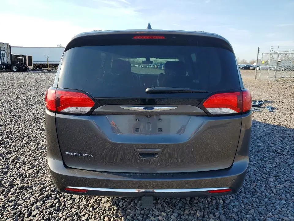 2018 CHRYSLER PACIFICA TOURING L PLUS  