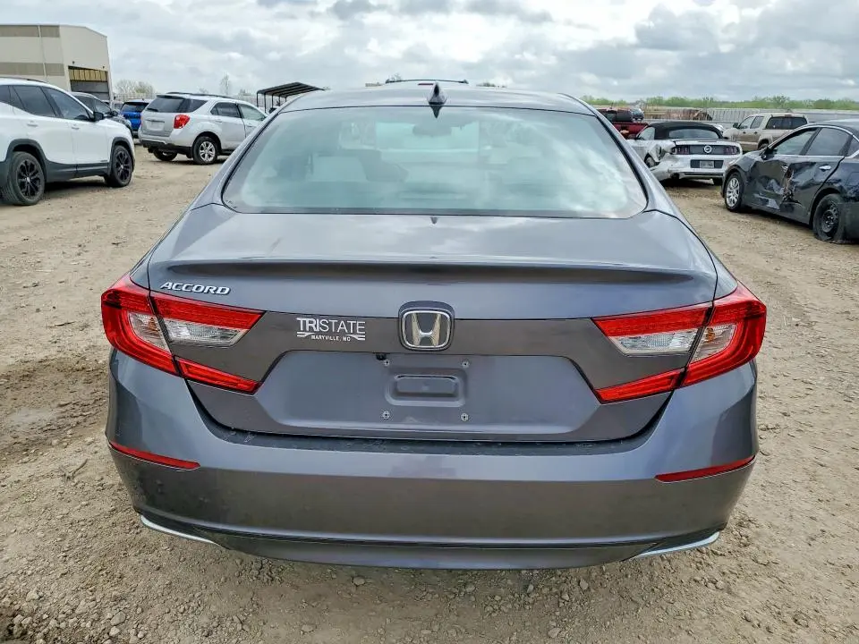 2019 HONDA ACCORD LX  