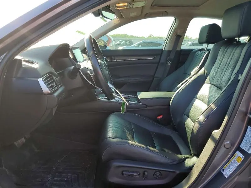 2020 HONDA ACCORD TOURING  