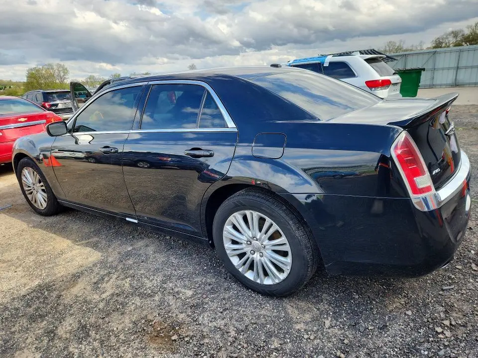 2013 CHRYSLER 300   