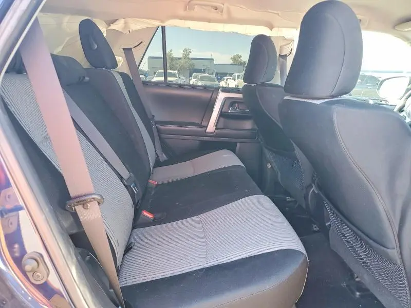 2020 TOYOTA 4RUNNER SR5  