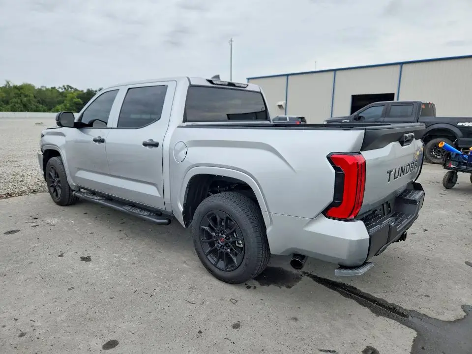 2026 TOYOTA TUNDRA SR  