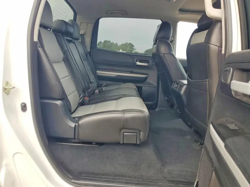 2019 TOYOTA TUNDRA SR5  
