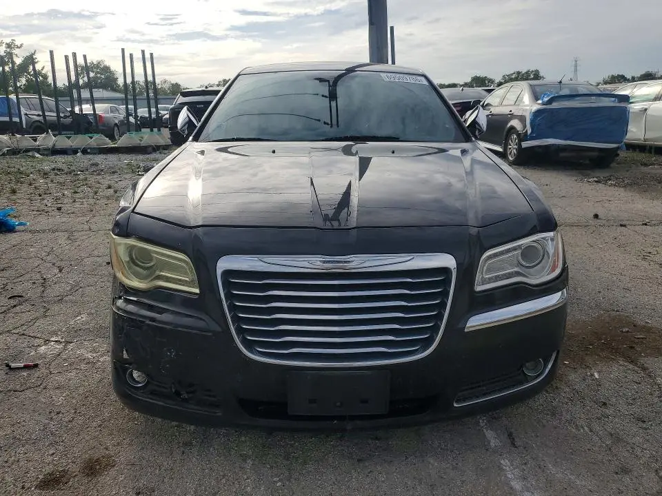 2012 CHRYSLER 300C   