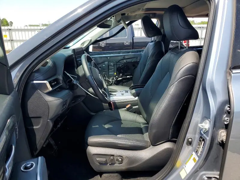 2021 TOYOTA HIGHLANDER LIMITED  