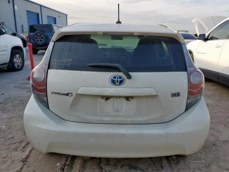 2013 TOYOTA PRIUS C   