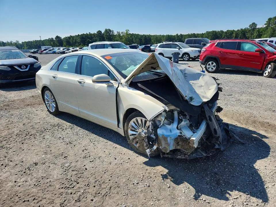 2016 LINCOLN MKZ   