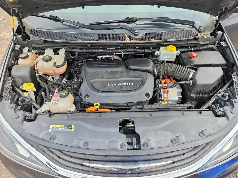2018 CHRYSLER PACIFICA HYBRID LIMITED  