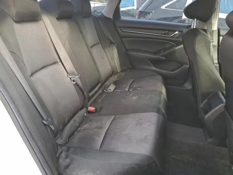 2019 HONDA ACCORD LX  