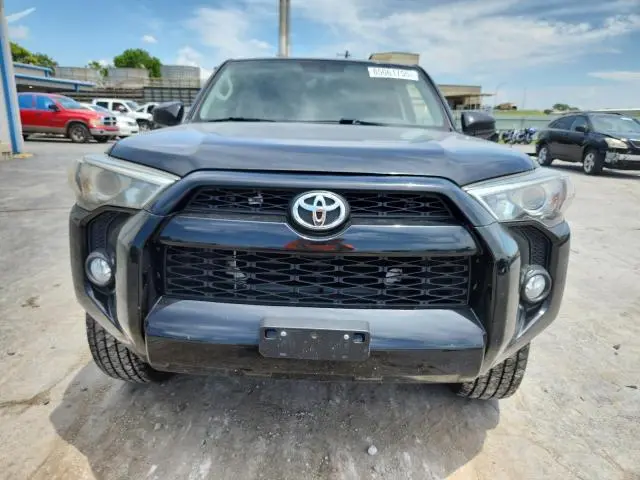 2018 TOYOTA 4RUNNER SR5  