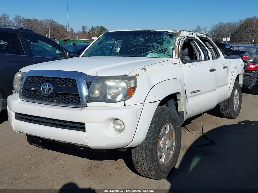 2011 TOYOTA TACOMA PRERUNNER V6
