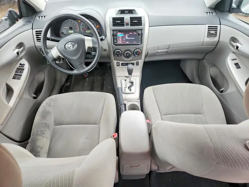 2013 TOYOTA COROLLA LE  
