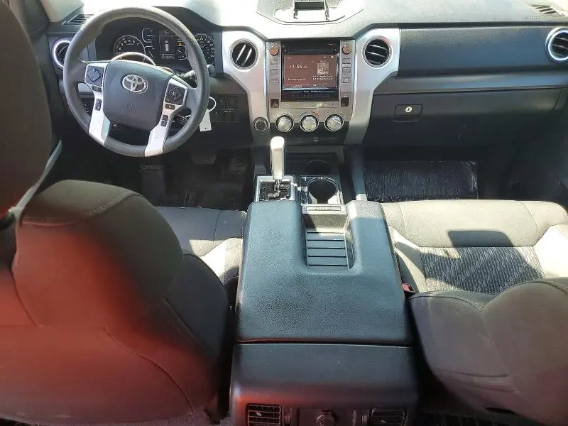 2018 TOYOTA TUNDRA CREWMAX SR5  