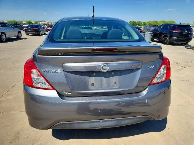 2019 NISSAN VERSA SV  