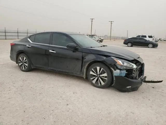 2022 NISSAN ALTIMA SV  