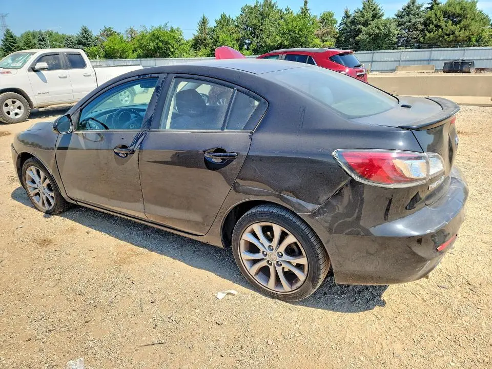 2010 MAZDA 3 S  