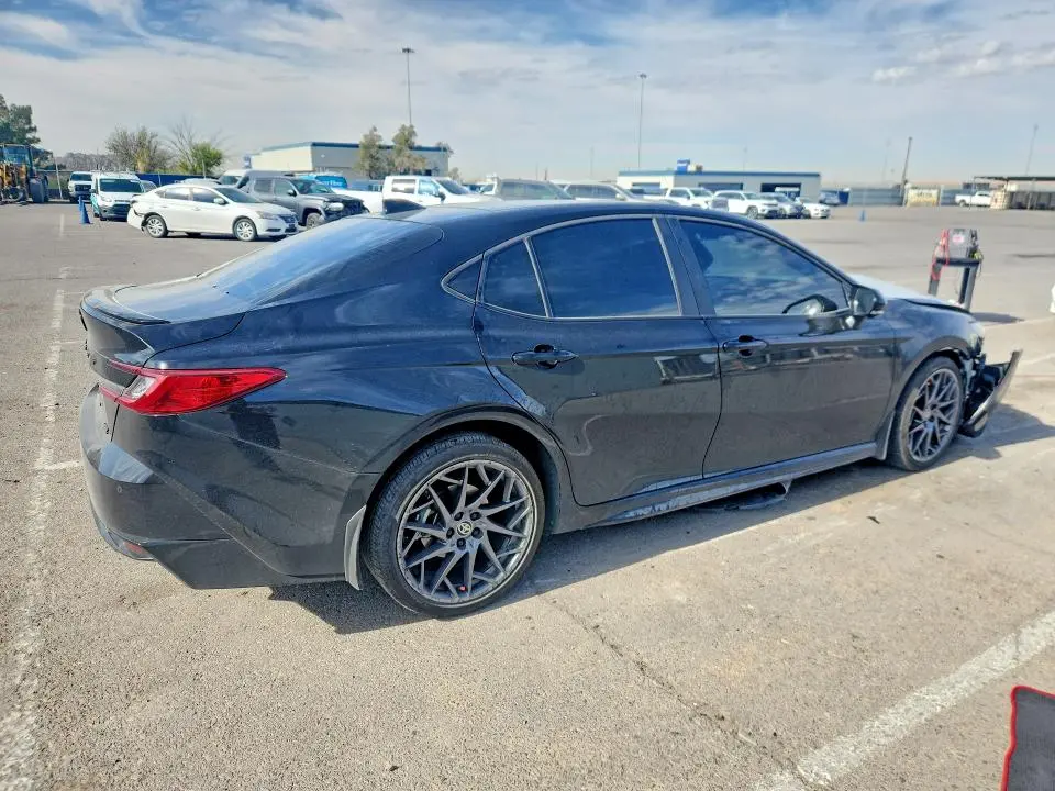 2025 TOYOTA CAMRY   