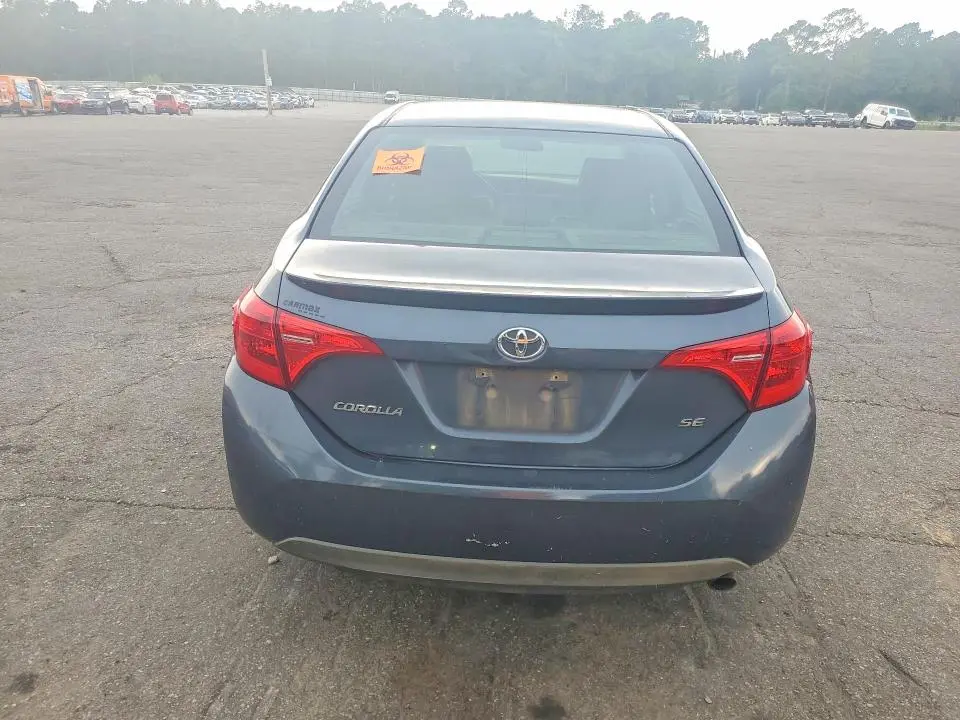 2018 TOYOTA COROLLA SE  