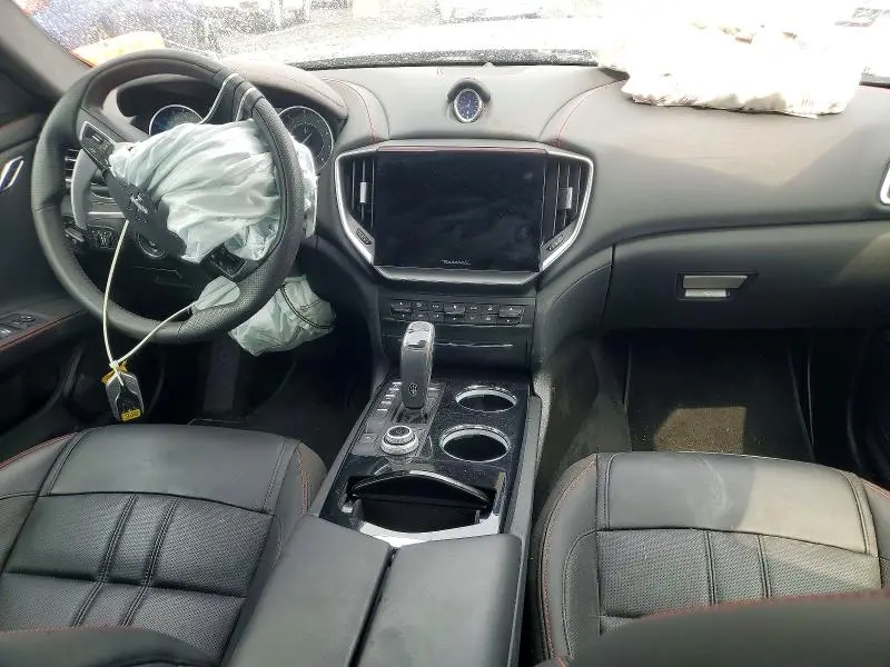 2024 MASERATI GHIBLI MODENA  