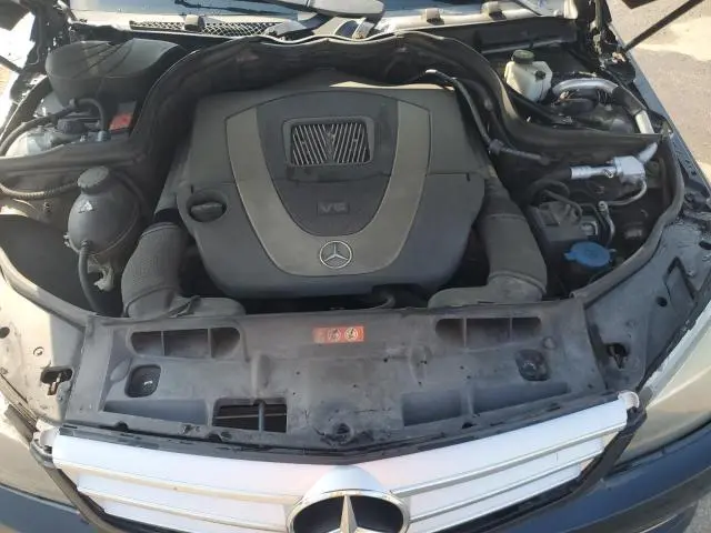 2011 MERCEDES-BENZ C 300  