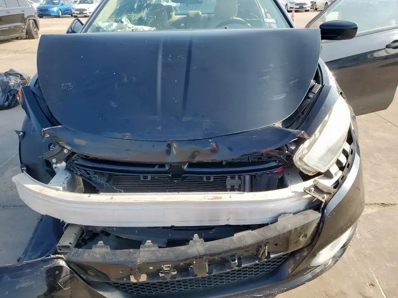 2015 DODGE DART SXT  