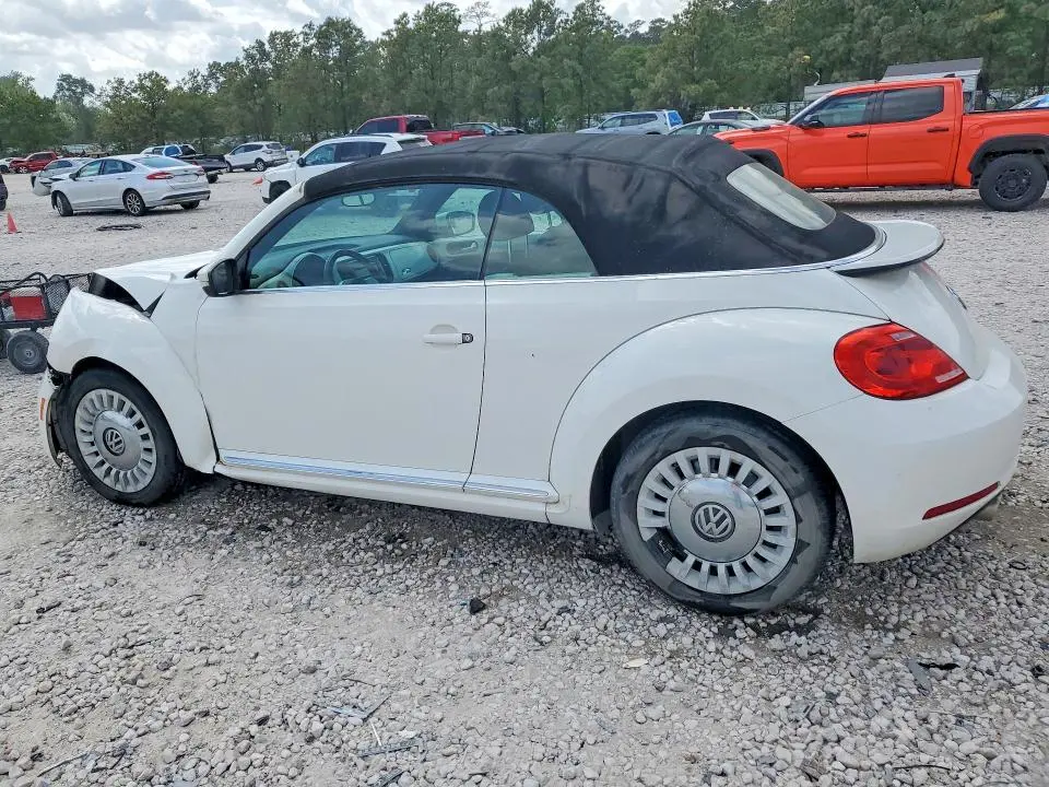 2013 VOLKSWAGEN BEETLE   