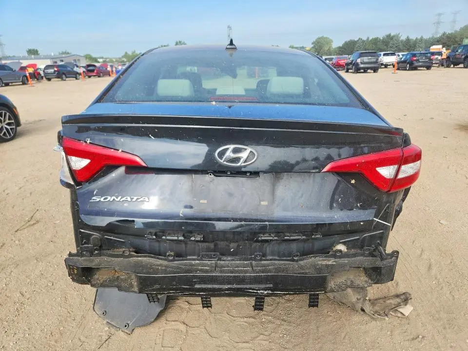 2017 HYUNDAI SONATA SE  