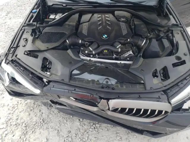 2022 BMW M550XI   