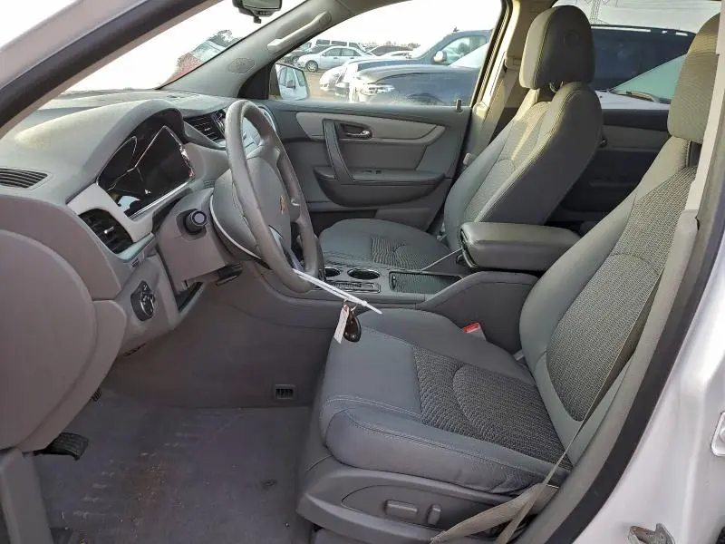 2017 CHEVROLET TRAVERSE LS  