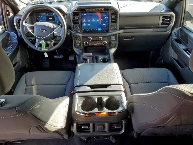 2024 FORD F150 XLT  